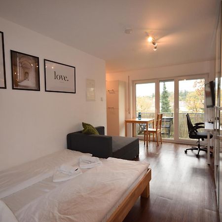 Nestwerk Komfort R23-12 - Balkon, Arbeitsplatz & Zentrumsnah Biberach an der Riß Exteriör bild