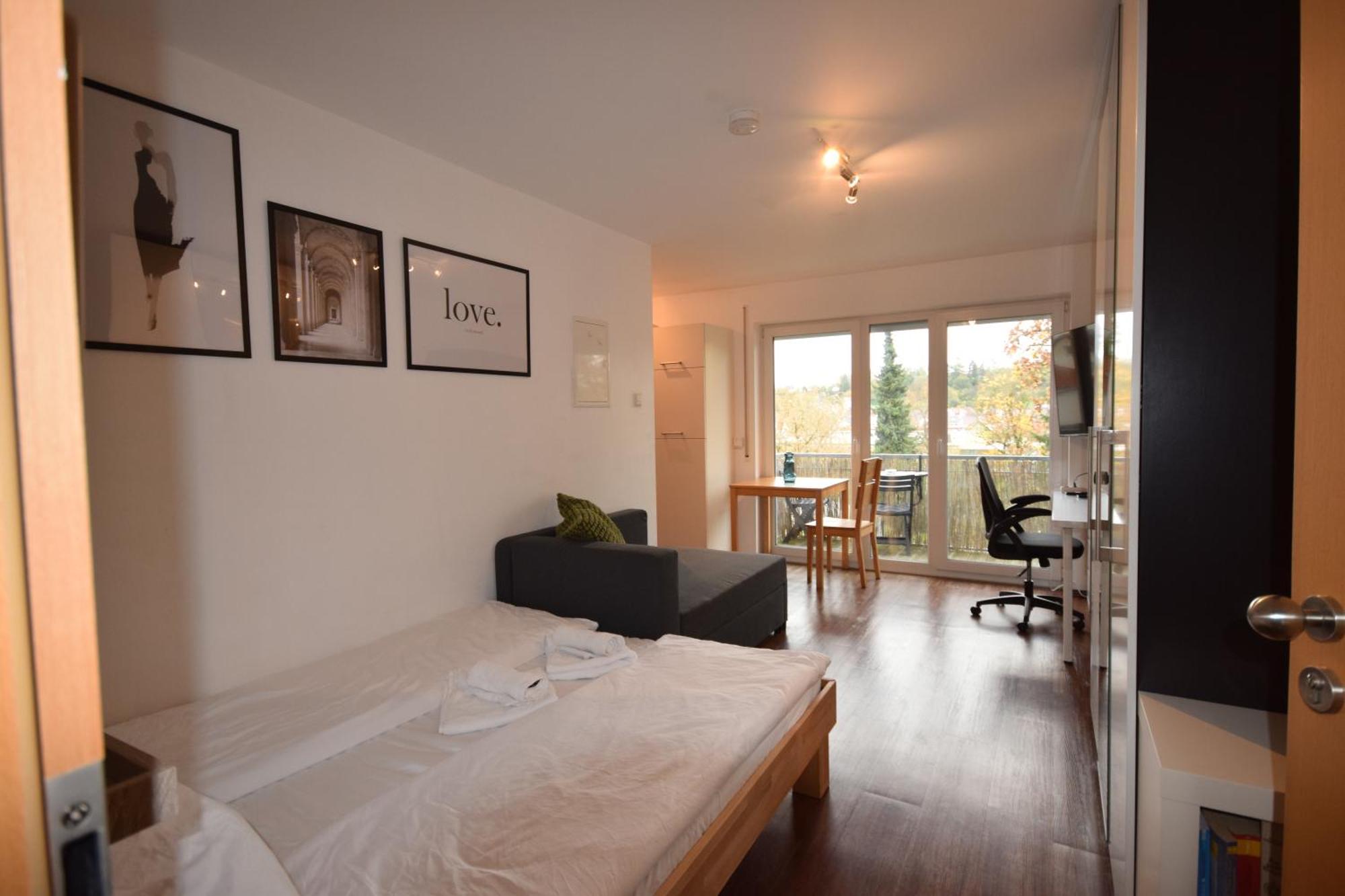 Nestwerk Komfort R23-12 - Balkon, Arbeitsplatz & Zentrumsnah Biberach an der Riß Exteriör bild